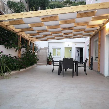 Apartmani Maki Omiš Exteriér fotografie