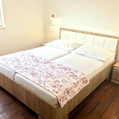 Apartmani Maki Omiš Exteriér fotografie