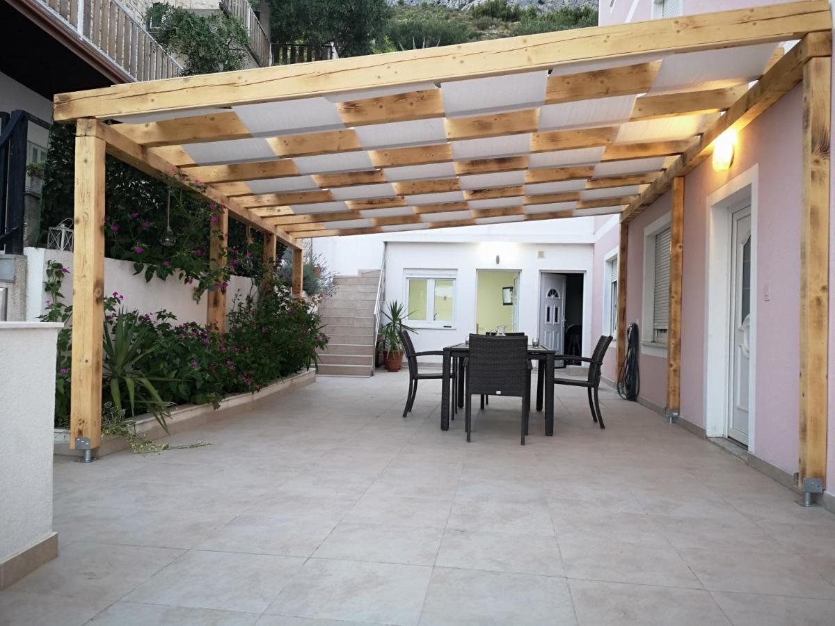 Apartmani Maki Omiš Exteriér fotografie