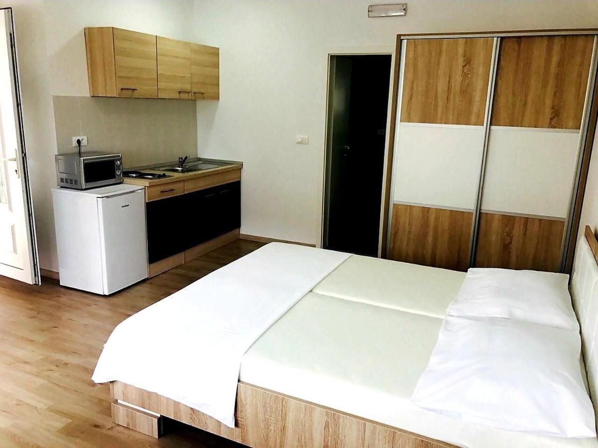 Apartmani Maki Omiš Exteriér fotografie