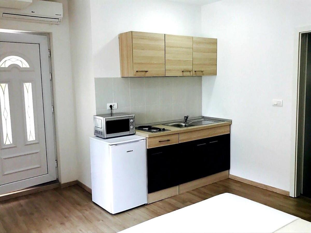 Apartmani Maki Omiš Exteriér fotografie