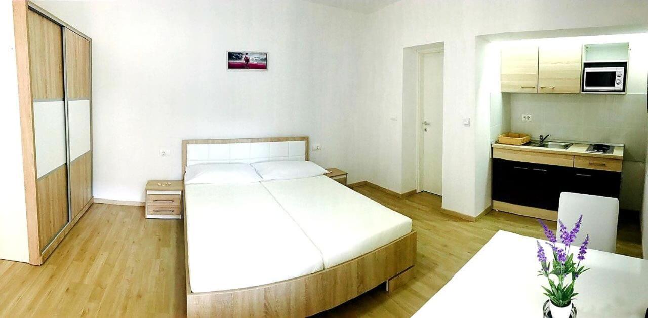 Apartmani Maki Omiš Exteriér fotografie
